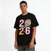 2026 Feliz Ano Novo Estampa de Bola de Espelhos Top Casual para Festa Camiseta 100% Algodão