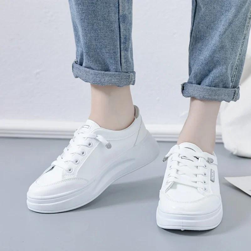 Spring Autumn New Round Toe Comfortable Casual Sports Shoes for Women Fashionable and Elegant Anti Slip Student Running Shoes