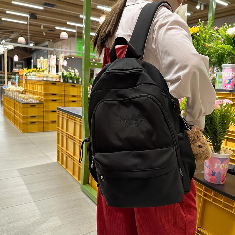 Jednobarevný školní batoh pro studenty nižší střední školy s velkou kapacitou, dámský batoh s výšivkou písmen