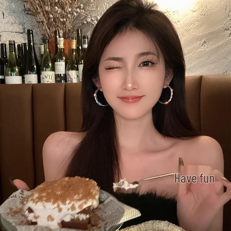 S925 Sterling Silver Hoop Earrings: Exaggerated, Luxurious & Versatile for Women