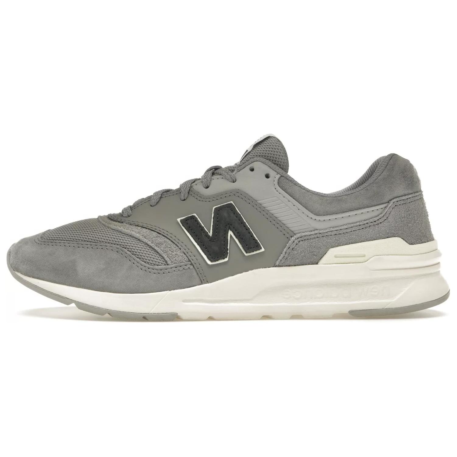 

Чоловічі кросівки New Balance 997H Shadow Grey Blacktop CM997HPH 40