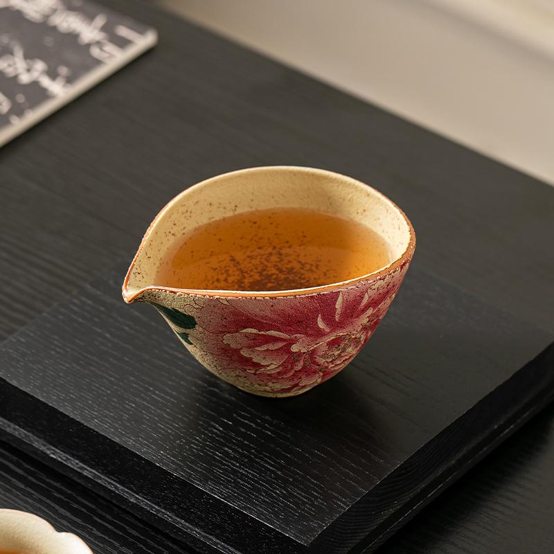 Flint red ceramic tea sea old retro style peony household small hand grab fair cup tea dispenser uniform tea cup