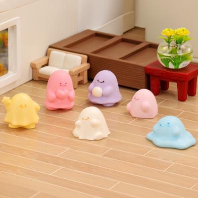Micro Landscape Ornament with Macaron Colors Cute Ghost Shapes Dollhouse Decoration for DIY Scenes And