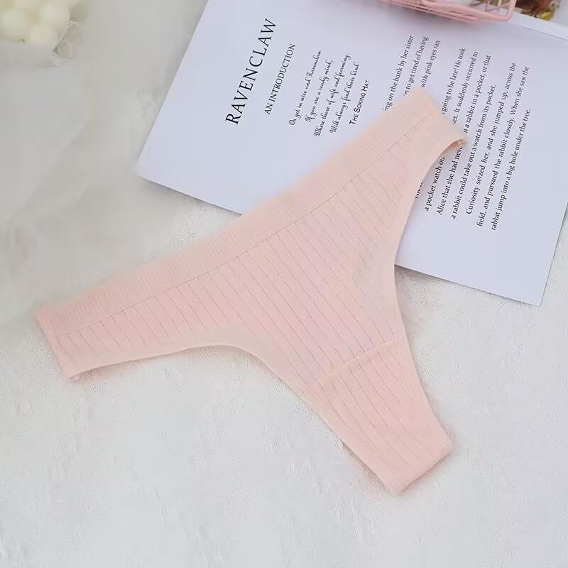 Women Cotton Panties M-XL Comfortable Thongs Underwear Women Bikini Underpants Sexy Low-rise Girl's T-back Panties