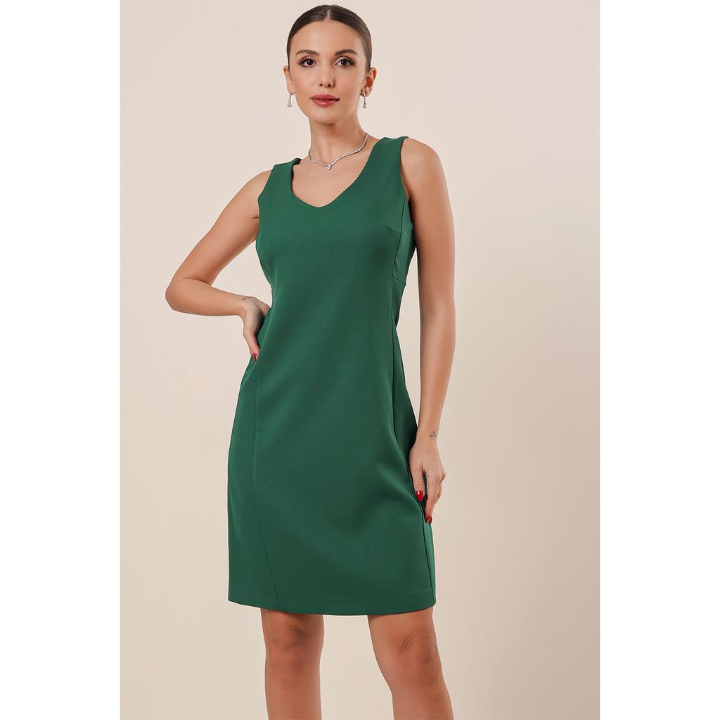 Klasické krátké krepové šaty s výstřihem do V