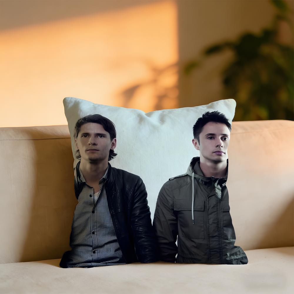 Bassjackers Cushion Cover Cozy Velvet Throw PillowSoft Warm Cushion For Sofa  Bed