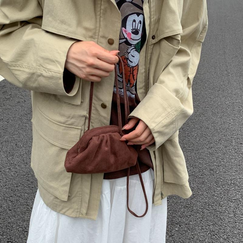 New textured pleated cloud bag fashionable women's bag underarm bag dumpling bag casual clip bag
