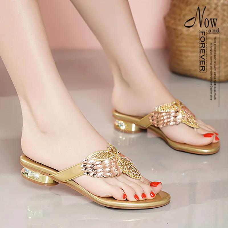 WTEMPO Flat Bottomed Flip Flops for Women's Outdoor Wear In The Summer of 2026, Featuring Fairy Feng Shui Diamonds and Oversized Beach Flip Flops