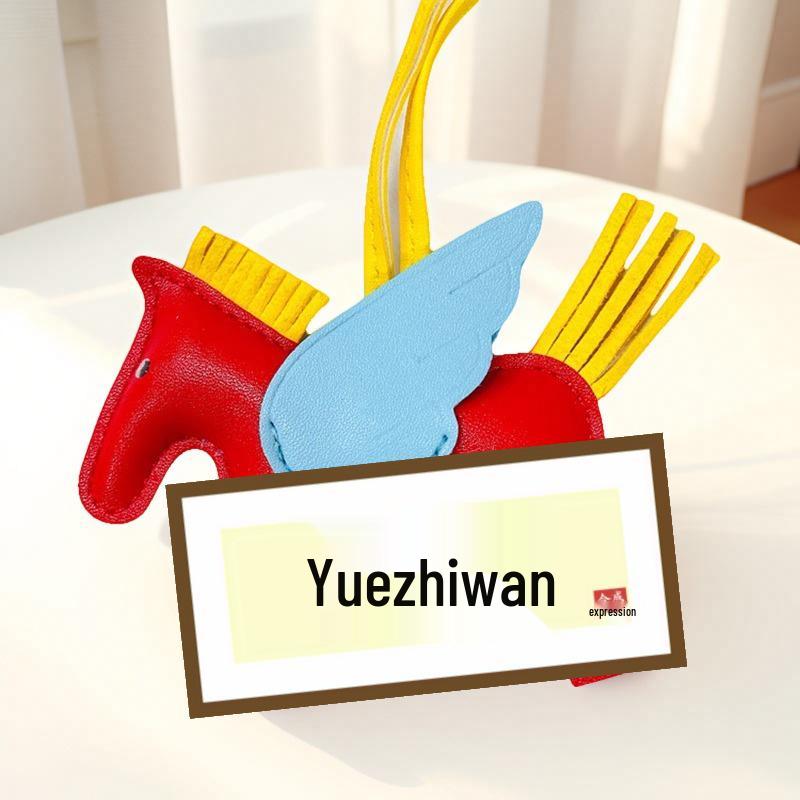 Pegasus Anhänger Schlüsselanhänger: Süßer Quaste, Kontrastfarbe, Cartoon-Einhorn-Anhänger aus Leder