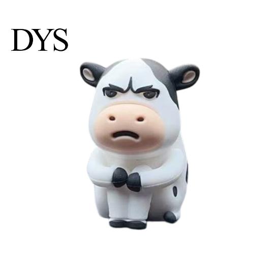 Durable Pvc Car Decor Cute Straw Hat Cow Ornament, Creative Desktop Figurine Anti Slip Console with Hat, Cartoon Dashboard Decor, Interior Decoration