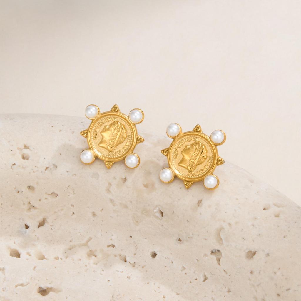 18K Gold Plated Titanium Pearl Portrait Stud Earrings for Travel and Vacation