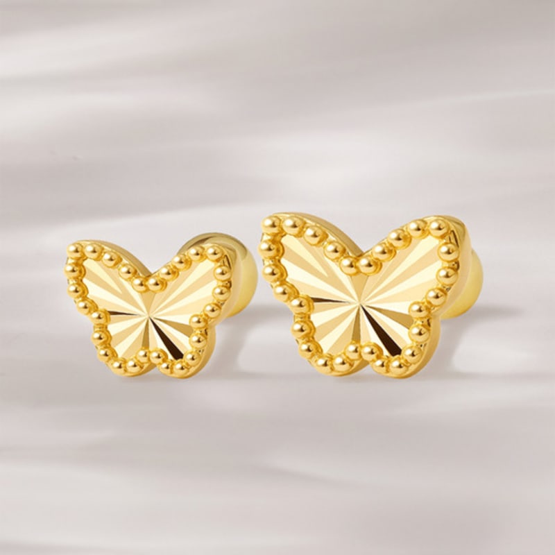 

JEWNEL 14K Fanny Cut Bold Butterfly Piercing Earrings (2 sizes) Earrings (1 pair) (33,200 won)