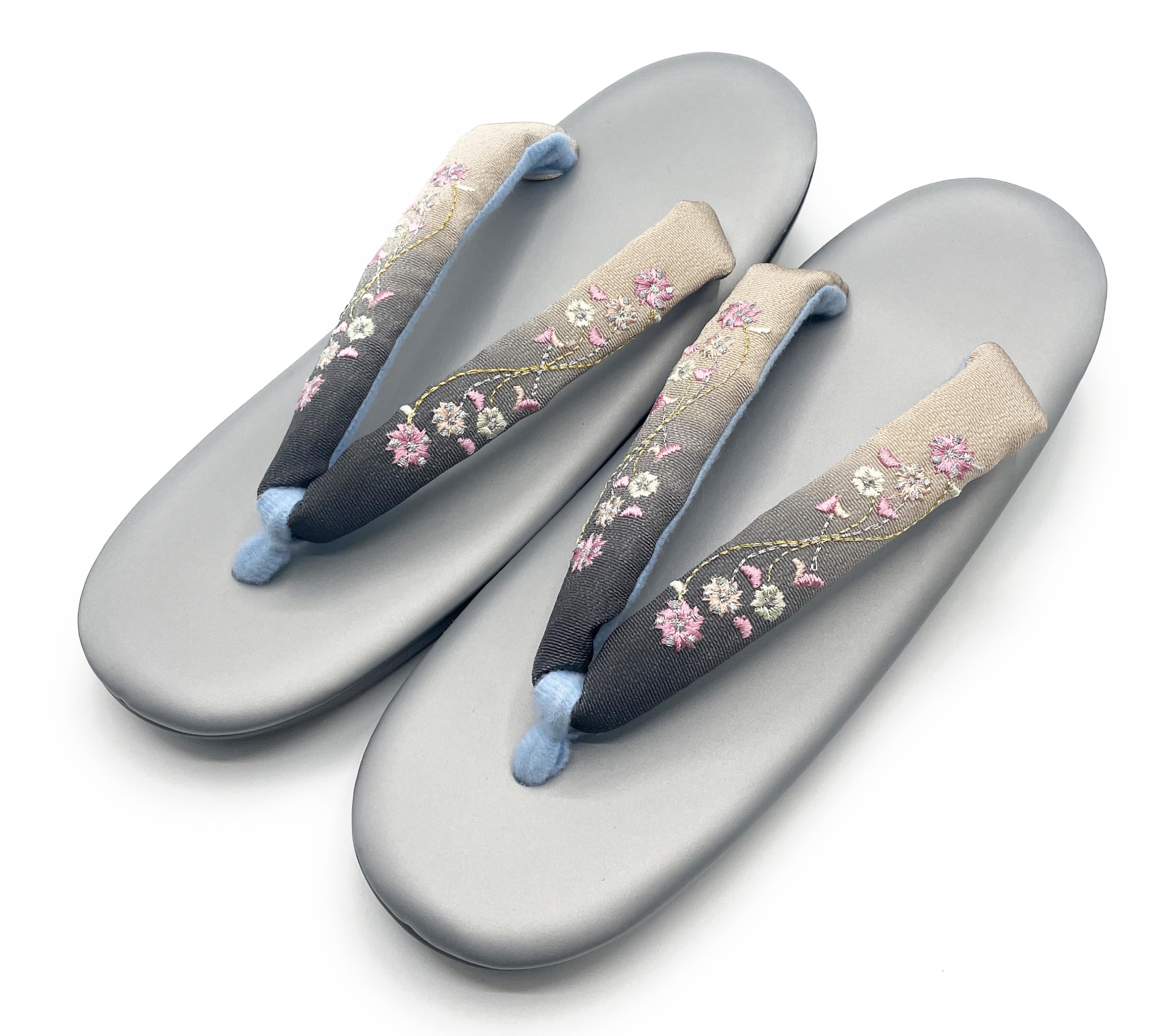 [Asakusa Kimono Market] Embroidered thong sandals with urethane sole (gray)