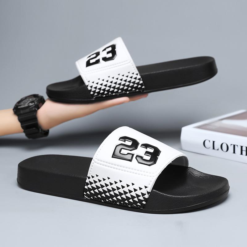 Uomo Nuove Ciabatte da Spiaggia Estive Sandali Leggeri Antiscivolo Ciabatte da Casa Uomo Scarpe alla Moda Design in Eva Ciabatte da Esterno Originali