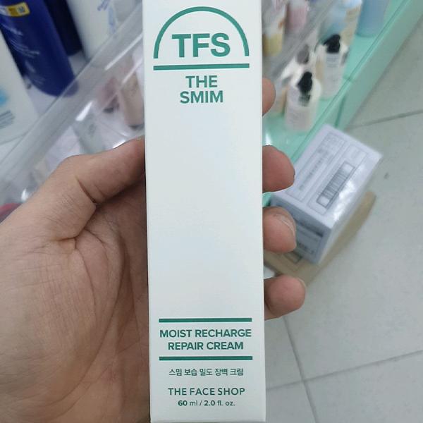 

THE FACE SHOP Smim Moisture Density Barrier 60ml One thing
