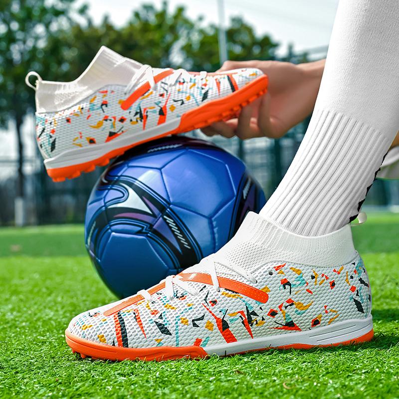 LiXingMing Football Boots Men White Professional High-Tops Soccer Society Cleats Football Shoes Non-Slip Match Training Sneaker