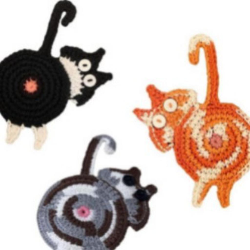 Cat Butt Coasters, Funny Knitted Coaster Set with Paws, Humorous Cat Themed Mug Mats for Coffee Table, Unique Gift for Cat Lovers