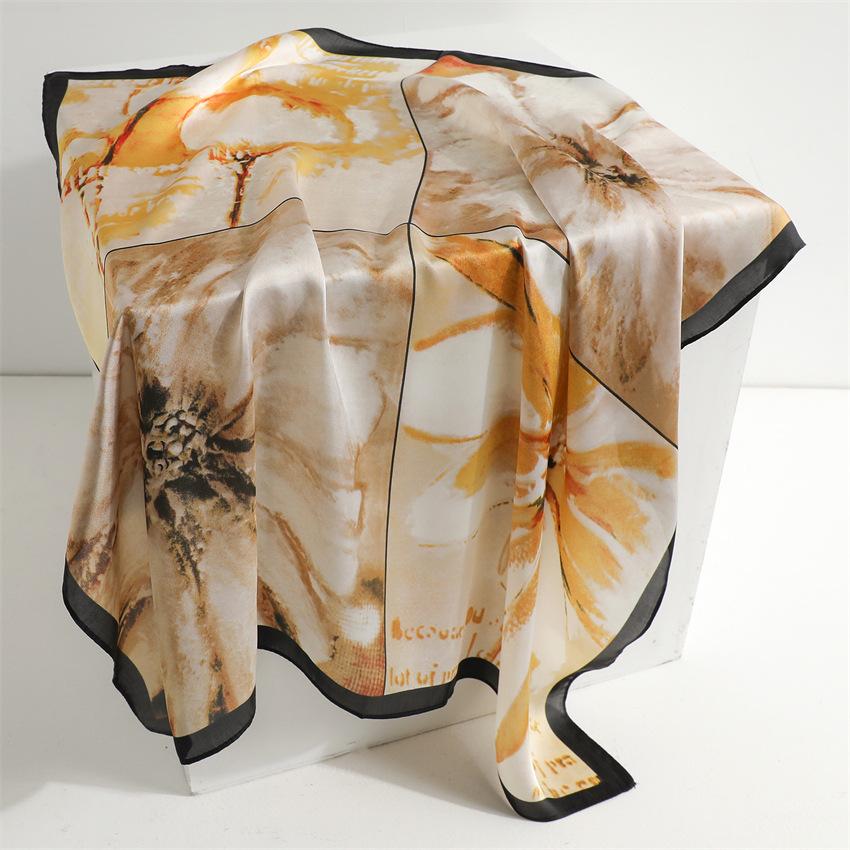 National Style Ink Painting Silk Scarf Sunscreen Shawl Carp Playing Water Women's Scarf Simulation Silk 71cm Square Scarf Professional Scarf New