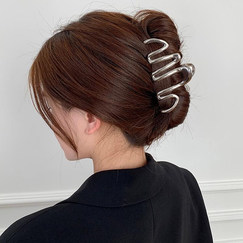 

Толстые аксессуары для волос Геометрические большие заколки-акулы Головные уборы Модные золотые серебряные металлические гигантские зажимы-крабы для женщин