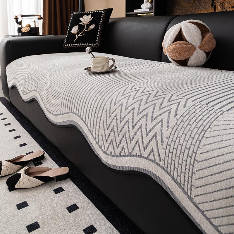 Pokrowiec na sofę z szenili na cały sezon, antypoślizgowy, ochraniacz na sofę, uniwersalny, z nieregularnym paskowanym falistym nadrukiem, poduszka na sofę