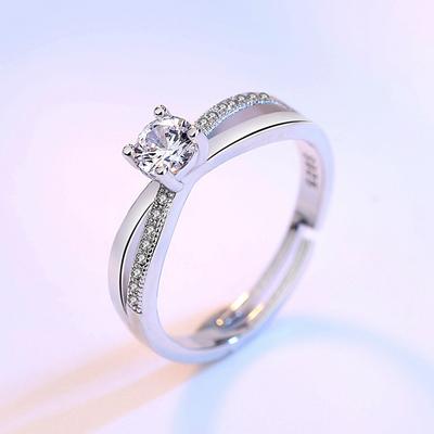 Nye Kvinner Sølvfarge Diamantring For Kvinner Luksus Zircon Micro-Set Edelstener Ringer Jubileum Bryllupstilbehør Smykker Gaver