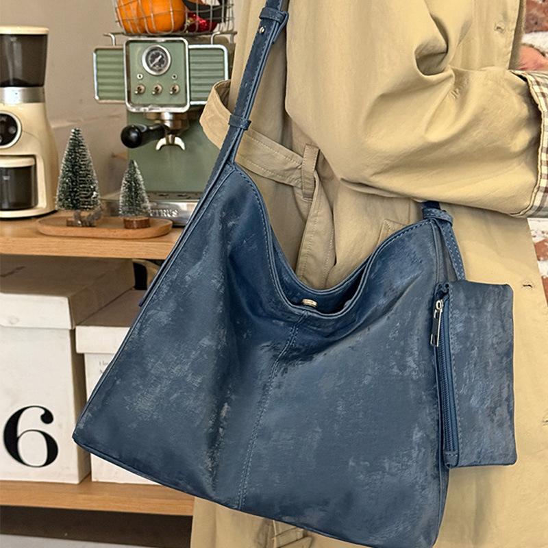 High Capacity Tote Bag Premium Sense Commuter Shoulder Crossbody Bag Daily Bucket Bag