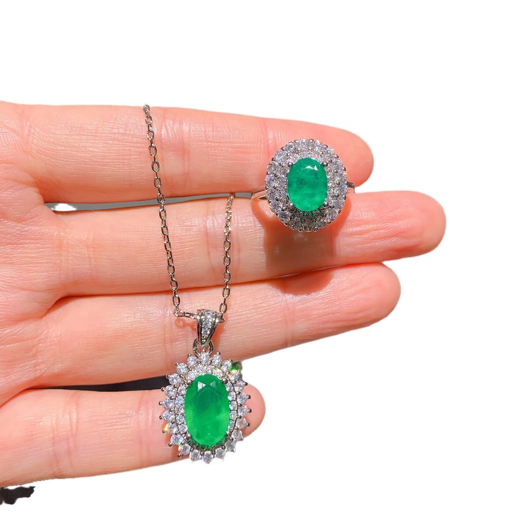 Jewelry European and American imitation emerald pendant ring fashion banquet jewelry set necklace ring