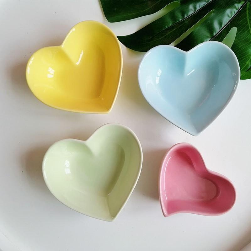 Ceramic Heart-Shaped Dessert Bowl Kids - Cute Hand-Painted INS Style Snack Dish Microwave Safe Multiple Colors