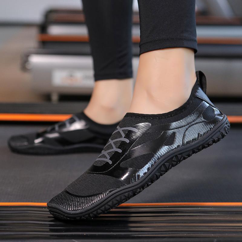 

Новые легкие и быстросохнущие ботинки для ручья мужские и женские пляжные туфли пара уличные для плавания ходьбы по воде обувь для ношения босиком 46 чёрный