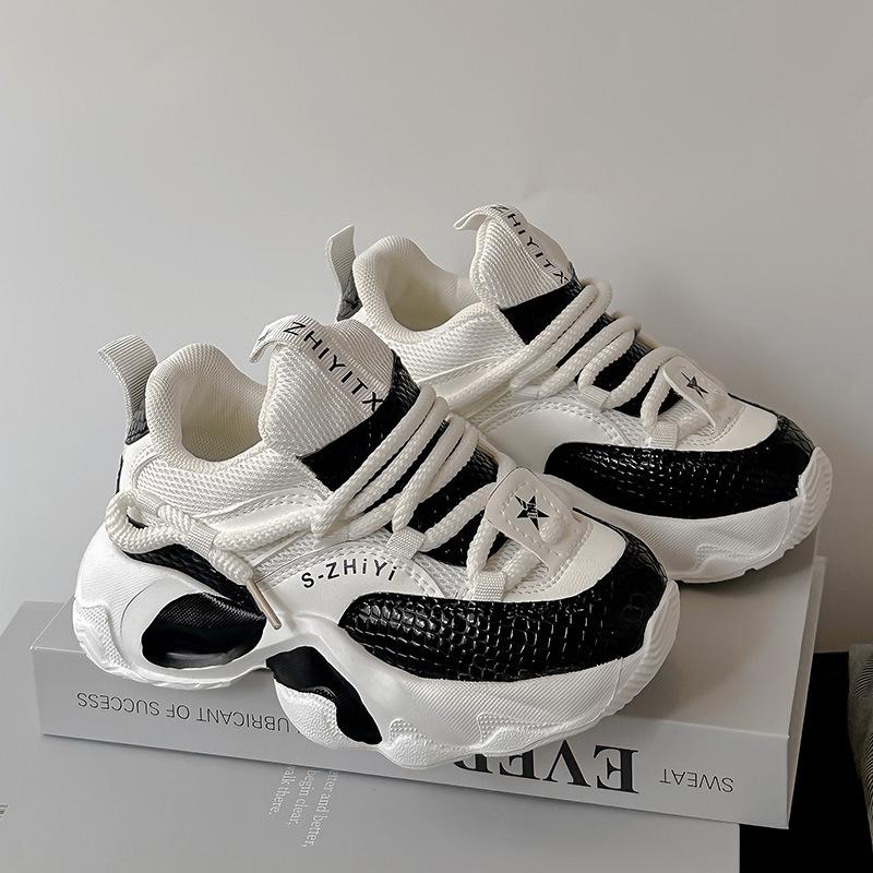 Children's Sports Shoes Men's Shoes 2025 New Autumn Boys Outdoor Casual Shoes Non-slip Running Dad Shoes Breathable