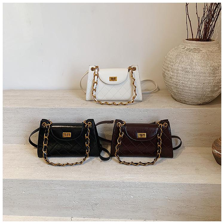 IELGY Large-Capacity Autumn Winter Retro All-Match One-Shoulder Messenger Diamond Chain Under