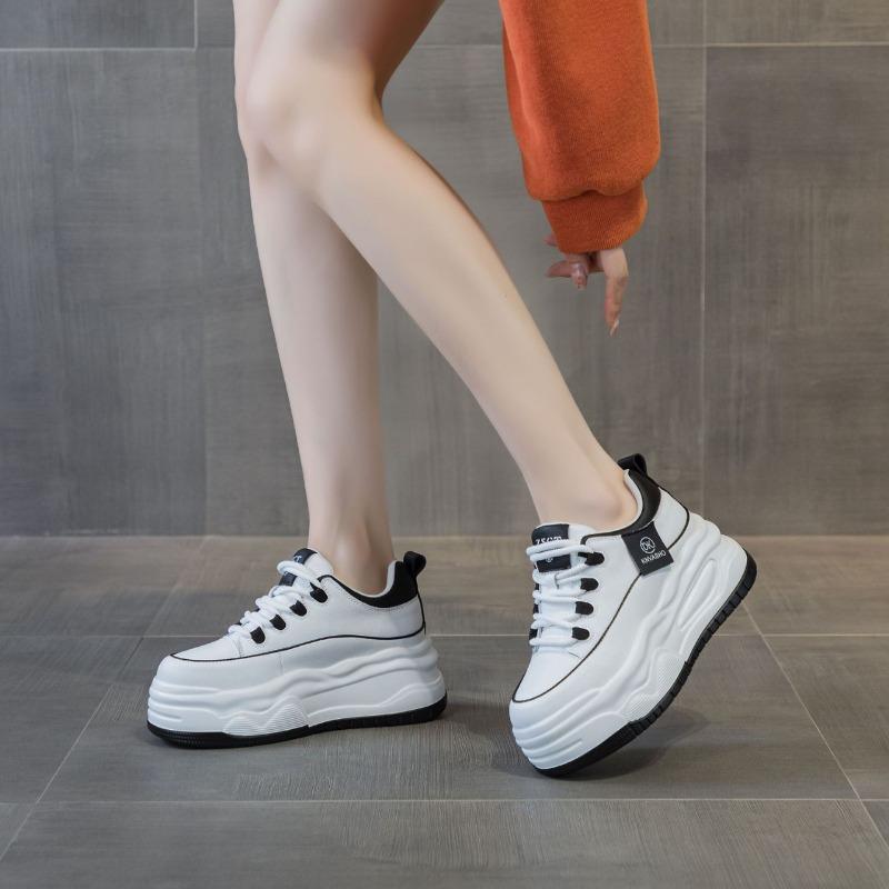 Thick-soled Heightening Little White Shoes Children's Autumn New Small Lightweight Casual Sports Shoes Look Thin