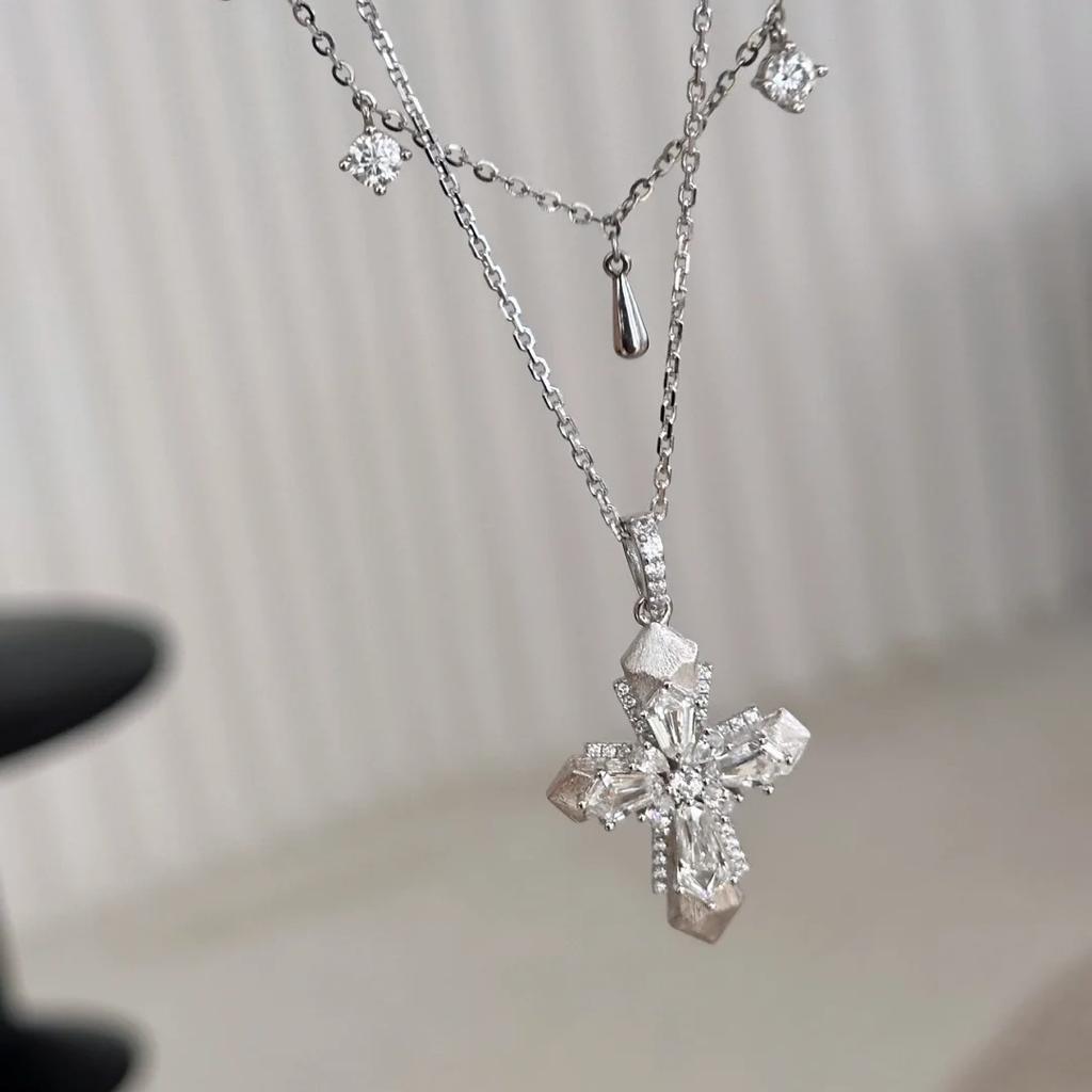 Cross Pendant Vintage Classic Women's Necklace