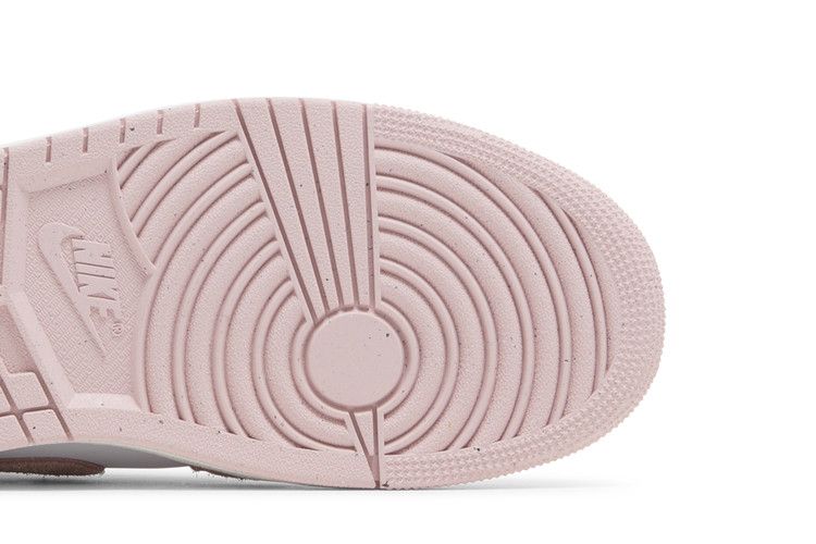Jordan 1 Mid SE Legend Pink