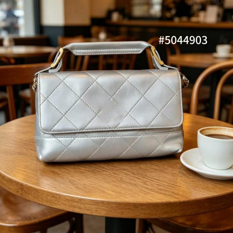 Vintage Dual-Tone PU Leather Crossbody Bag With Chain Strap Large Capacity Rhombus Quilted Tote Daily Commute