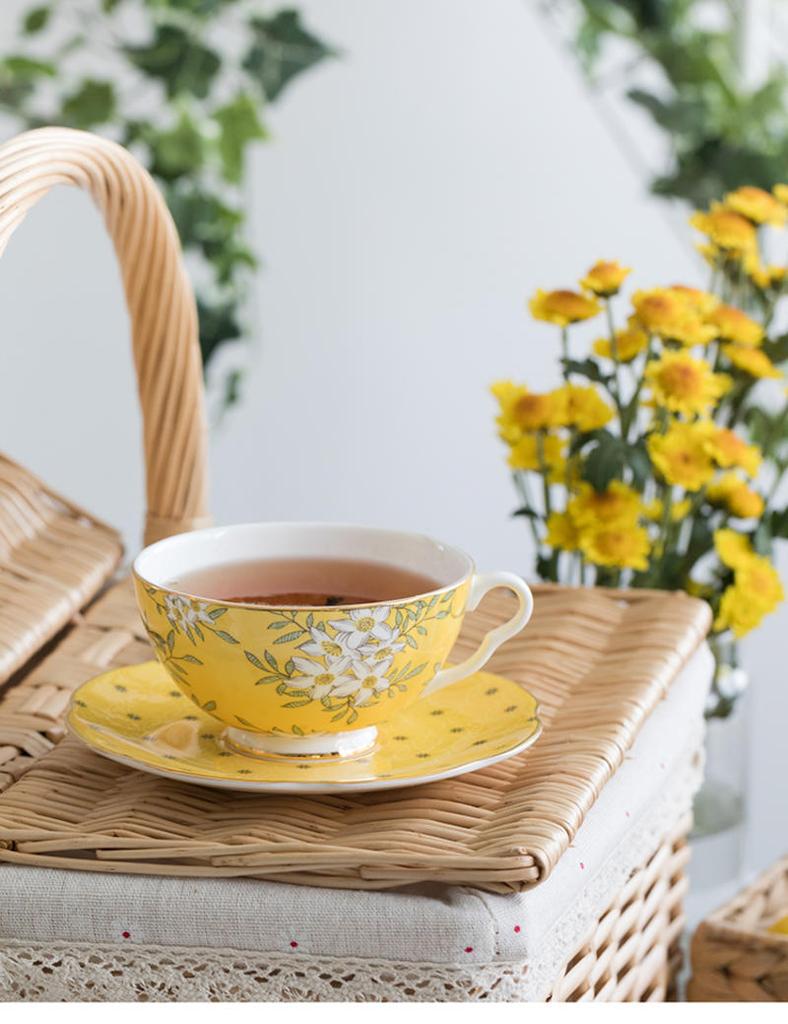 English afternoon tea suit, Bone coffee suit, European luxury ceramic coffee cup, small and exquisite.