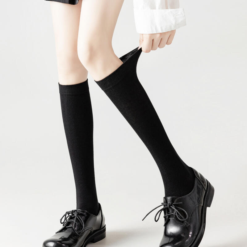 4 Pairs of Women's Sporty Basic Knee Socks