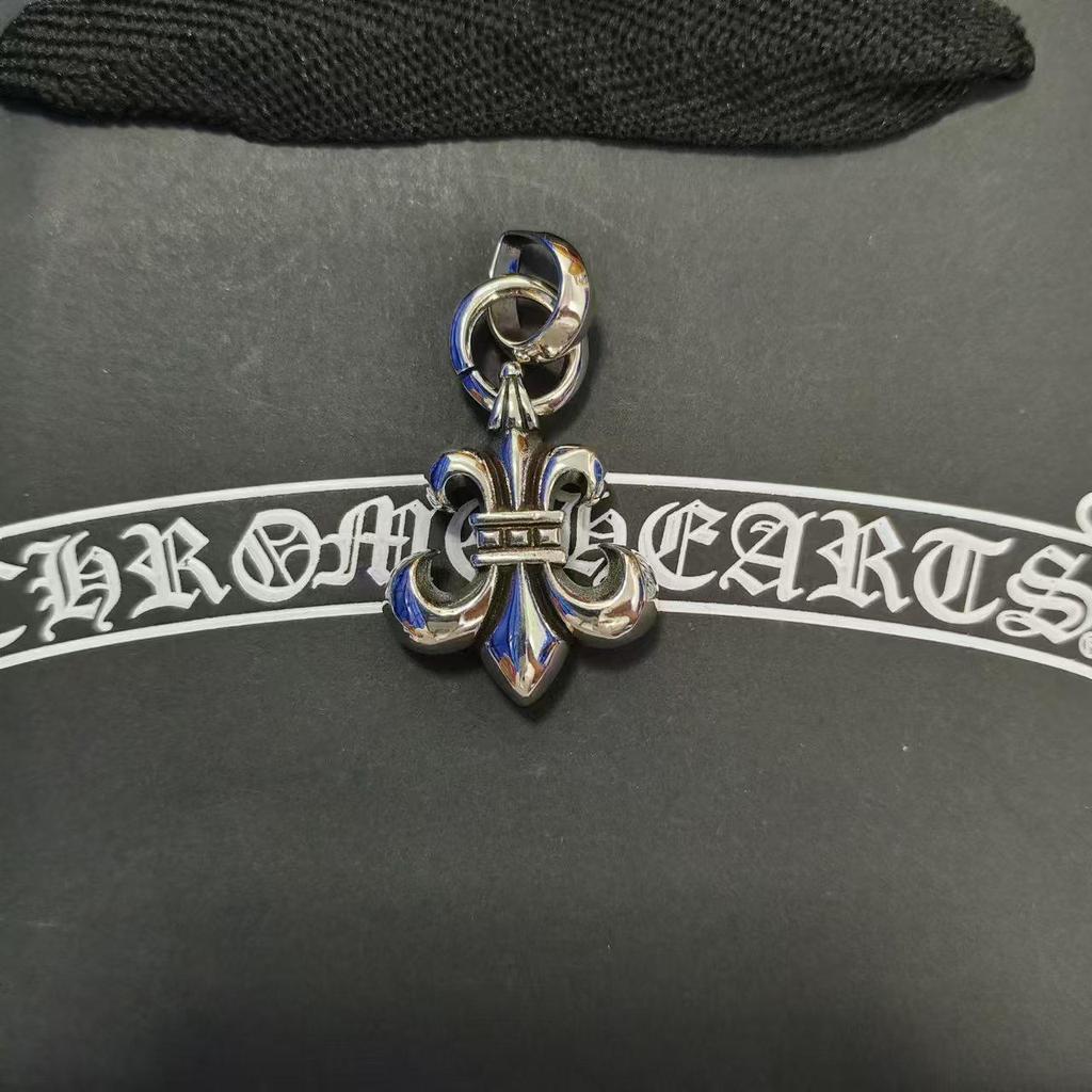 CH Kroko Pendant Collection: Trendy Thai Silver S925 Accessories for Men & Women - Retro Cross, Sword, Hexagram, Bullet Designs