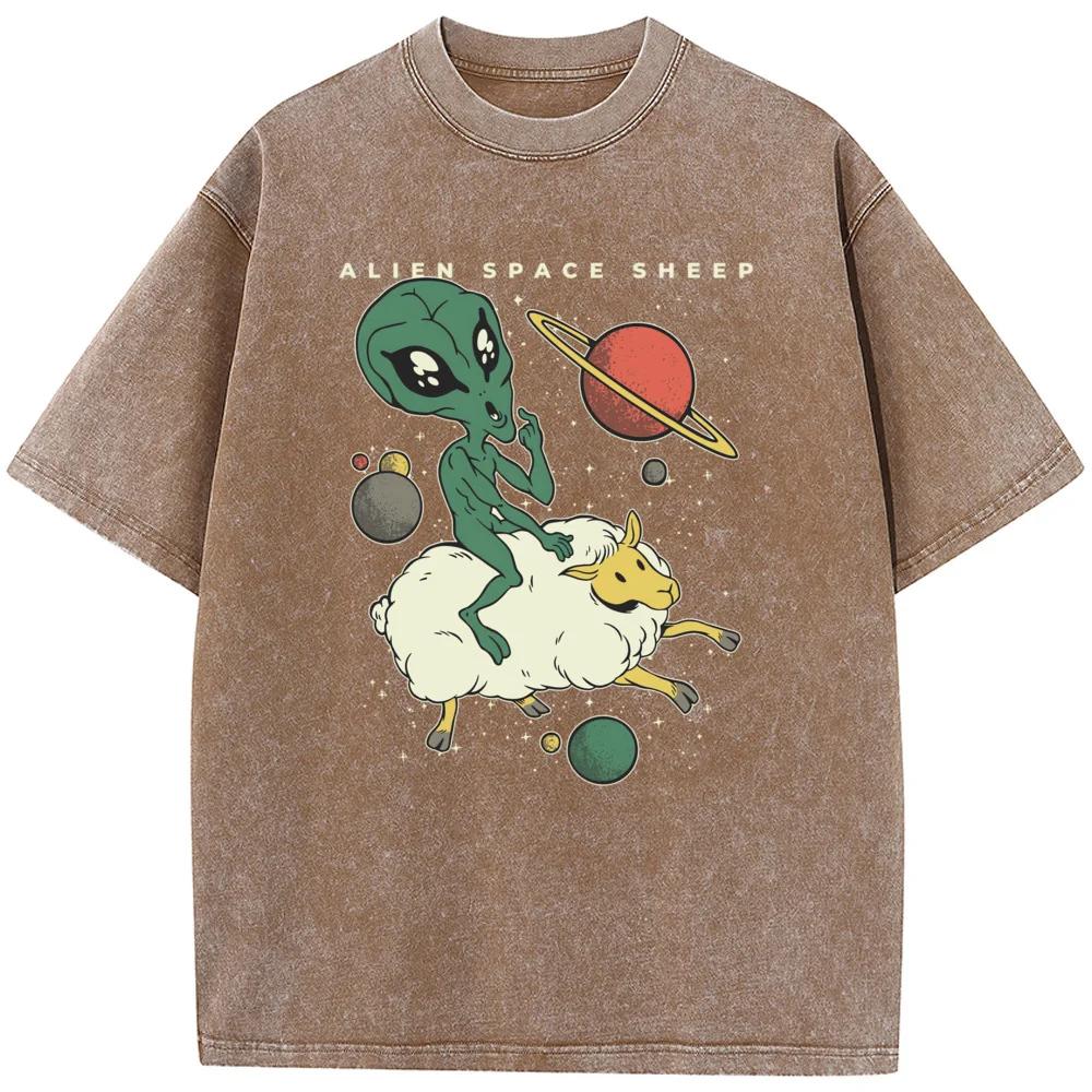 Alien Riding Sheep space T-shirt men's and women's casual fashion summer T-shirt water wash vintage T-shirt