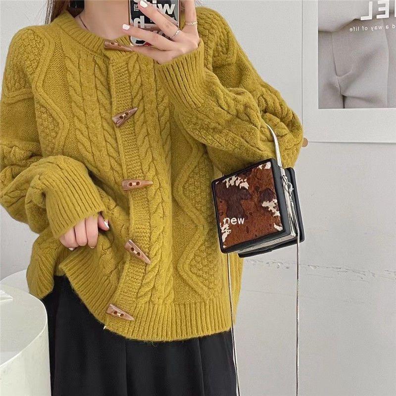 Retro twist sweater jacket women's autumn and winter horn buckle loose lazy knitted cardigan lazy style