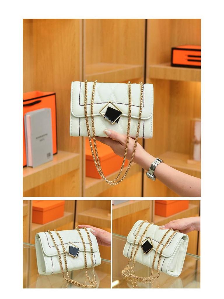 Women's Diamond Pattern Embroidered Chain Crossbody Bag