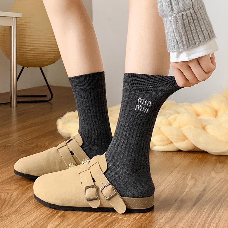 Women's Off-White Slouchy Mid-Calf Socks - Autumn/Winter Gray with Embroidered Personality, Sweat-Absorbent Cotton, Miu Style.