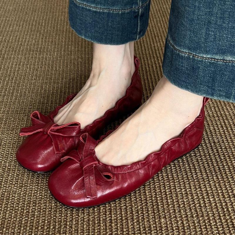Fashion Red Bow Pleated Design Brand Ballet Flat Shoes Women Retro Round Toe Shallow Mary Jane Shoes Comfortable Moccasin Casual Shoes