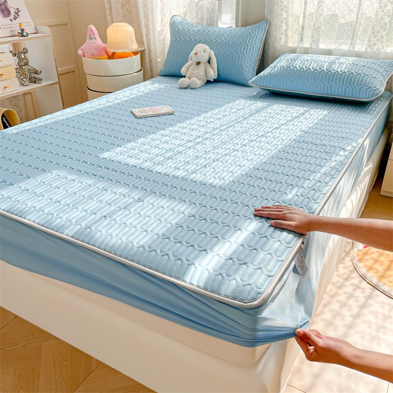 Natural Latex Thickened Summer Mat for Bed Cool Feeling Ice Silk Matress Cover and Pillowcase Soft Breathable Cooling Mat Summer