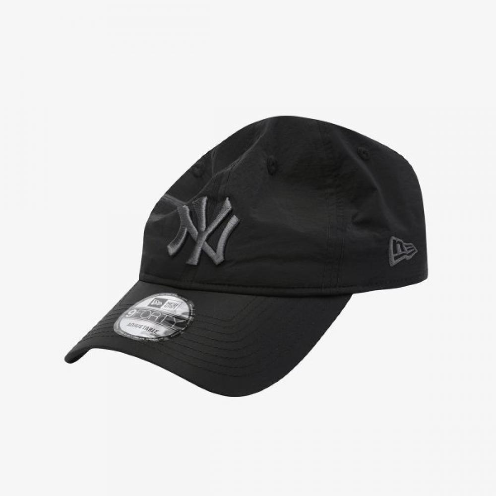 New Era Mlb New York Yankees Nylon Metal 26 Unstructured Ballcap Black 15132552