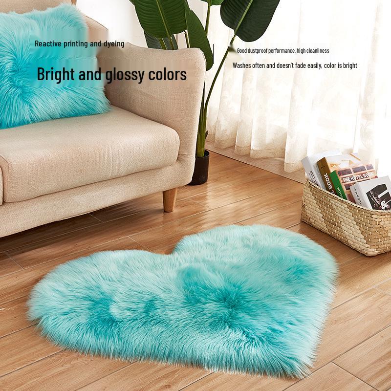 Plyšový koberec ve tvaru srdce American Blend – Omyvatelný koberec s dlouhým vlasem pro obývací pokoj, ložnici nebo balkon