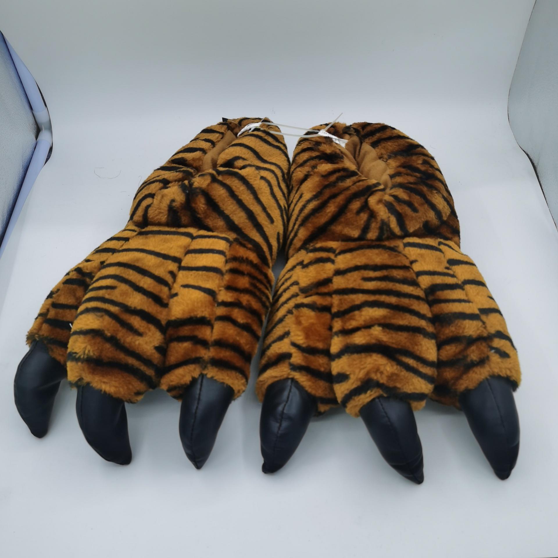 Модные тапочки 2024 года с креативным рисунком в виде животных и тигров — фото 4