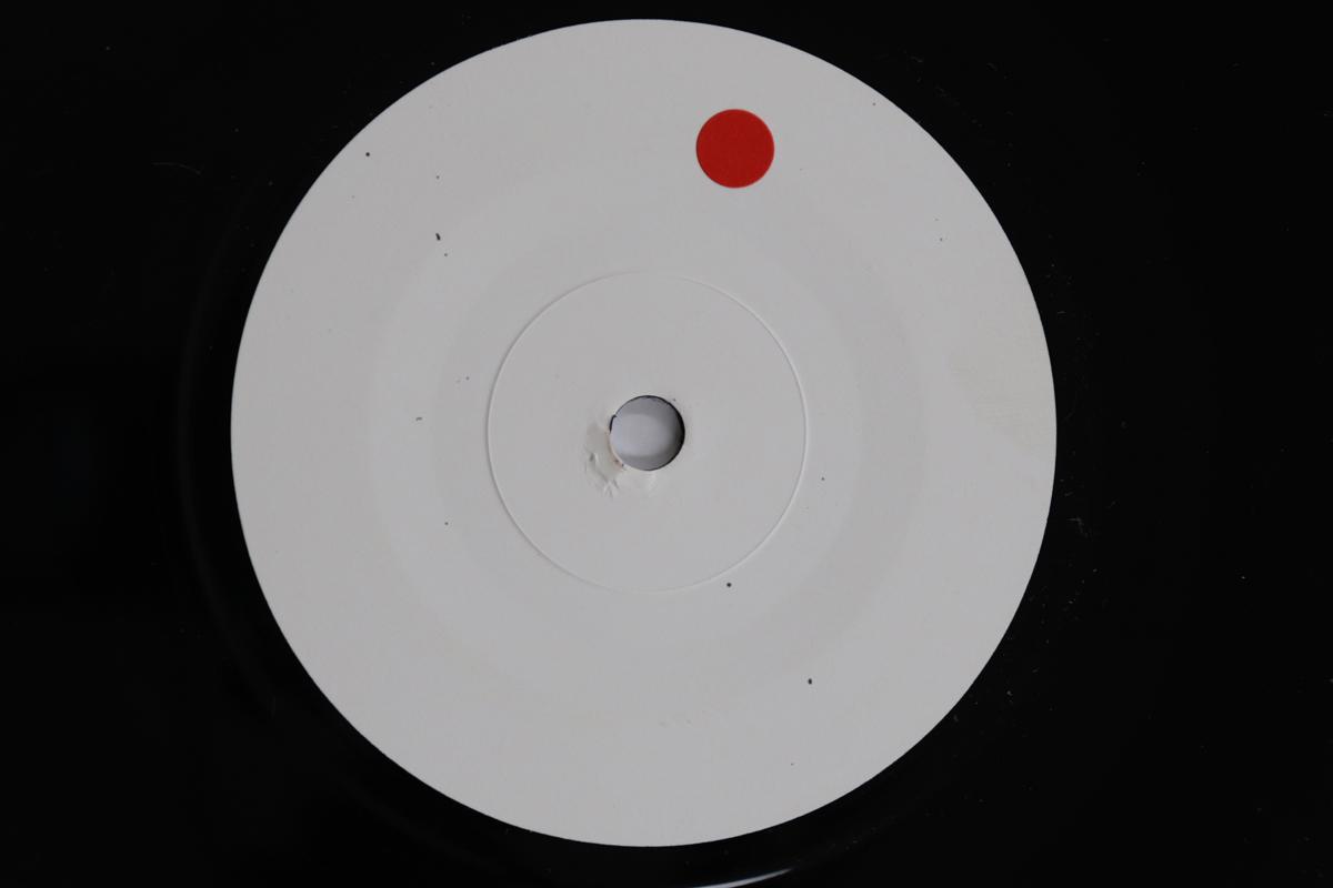 

7inch Record JOHNNY RODGERS, NU TONES - Make A Change / Soul Food JR101 NOT ON LABEL UK Soul/Funk Used