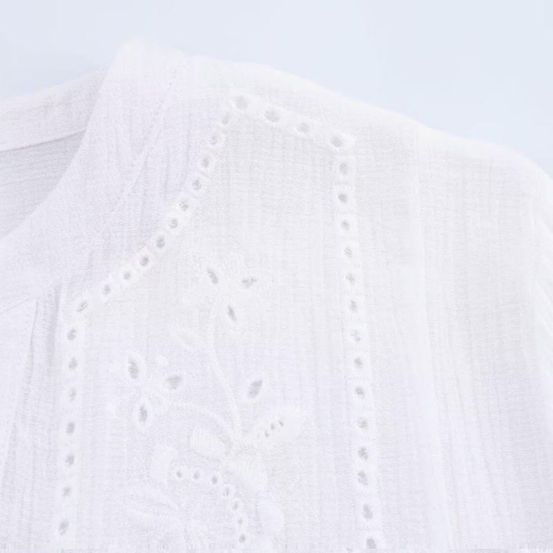 Kaslead New Arrival Women's Clothing Fashion Style Fashion Minimalist Cut Out Embroider Short Shirt 8741022