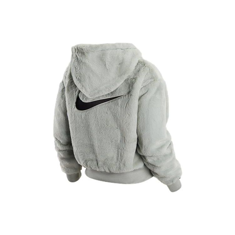 Nike Giacca con Cappuccio in Ecopelliccia Essentials Sportivi Nera Per Donna DV7064-014